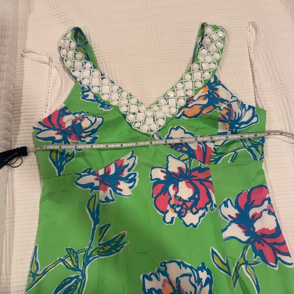 Lilly Pulitzer Resort dress. Size 2. Like New. - Picture 5 of 5